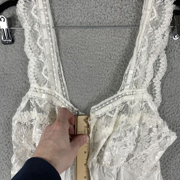 Vintage PANDORA Lingerie by Chic White Sheer Lace Satin Nightie Dress Medium - Picture 5 of 9
